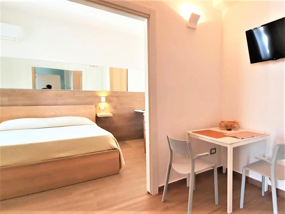 Casa Sofia- Fondi Vertice Rooms Dış mekan fotoğraf