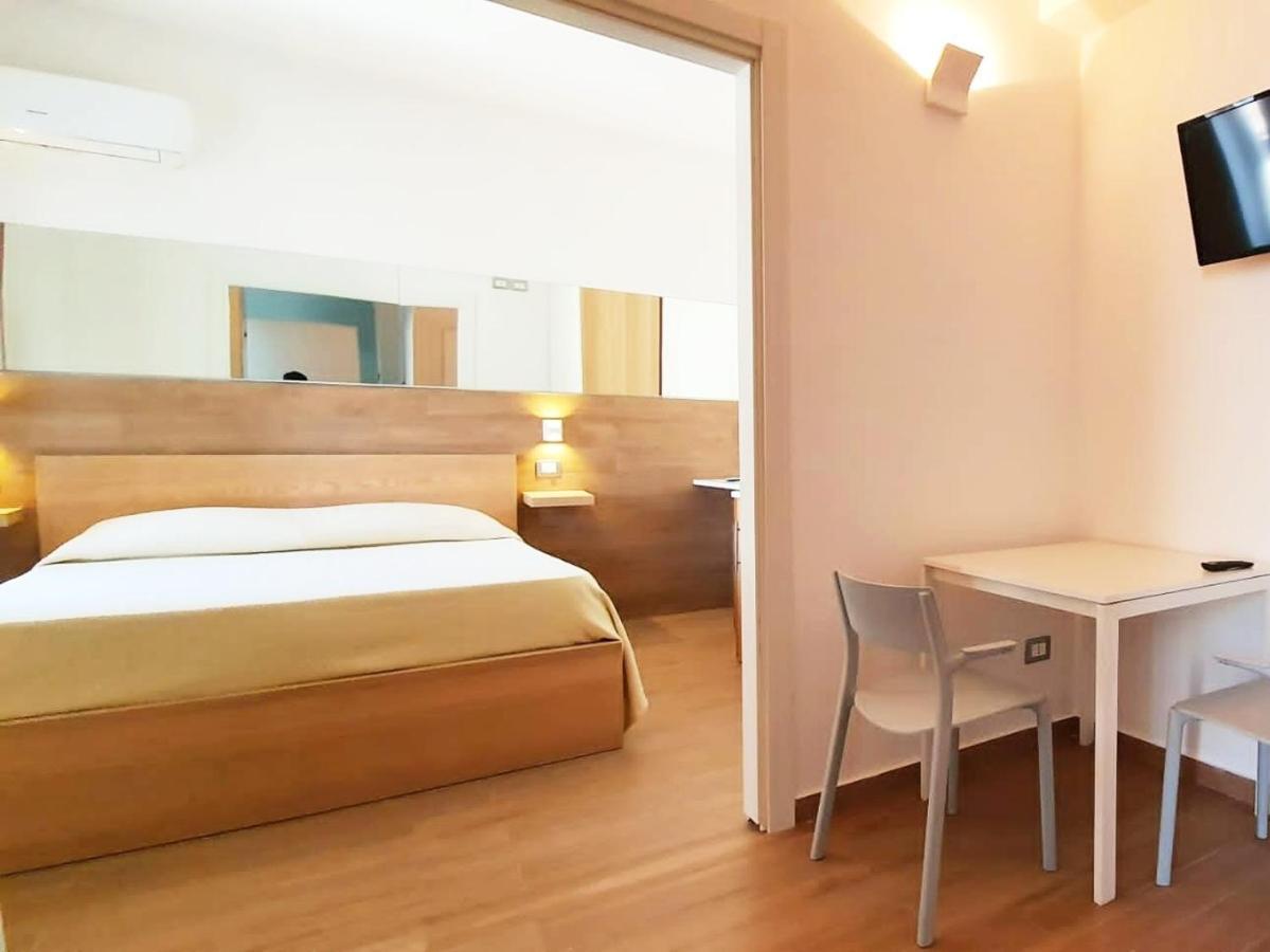 Casa Sofia- Fondi Vertice Rooms Dış mekan fotoğraf